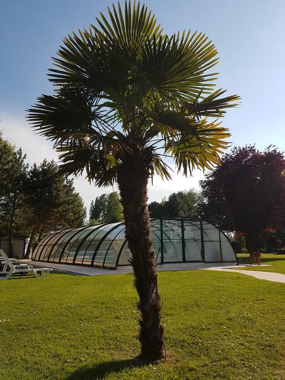 Hotel Du Golf Cabourg Exteriör bild