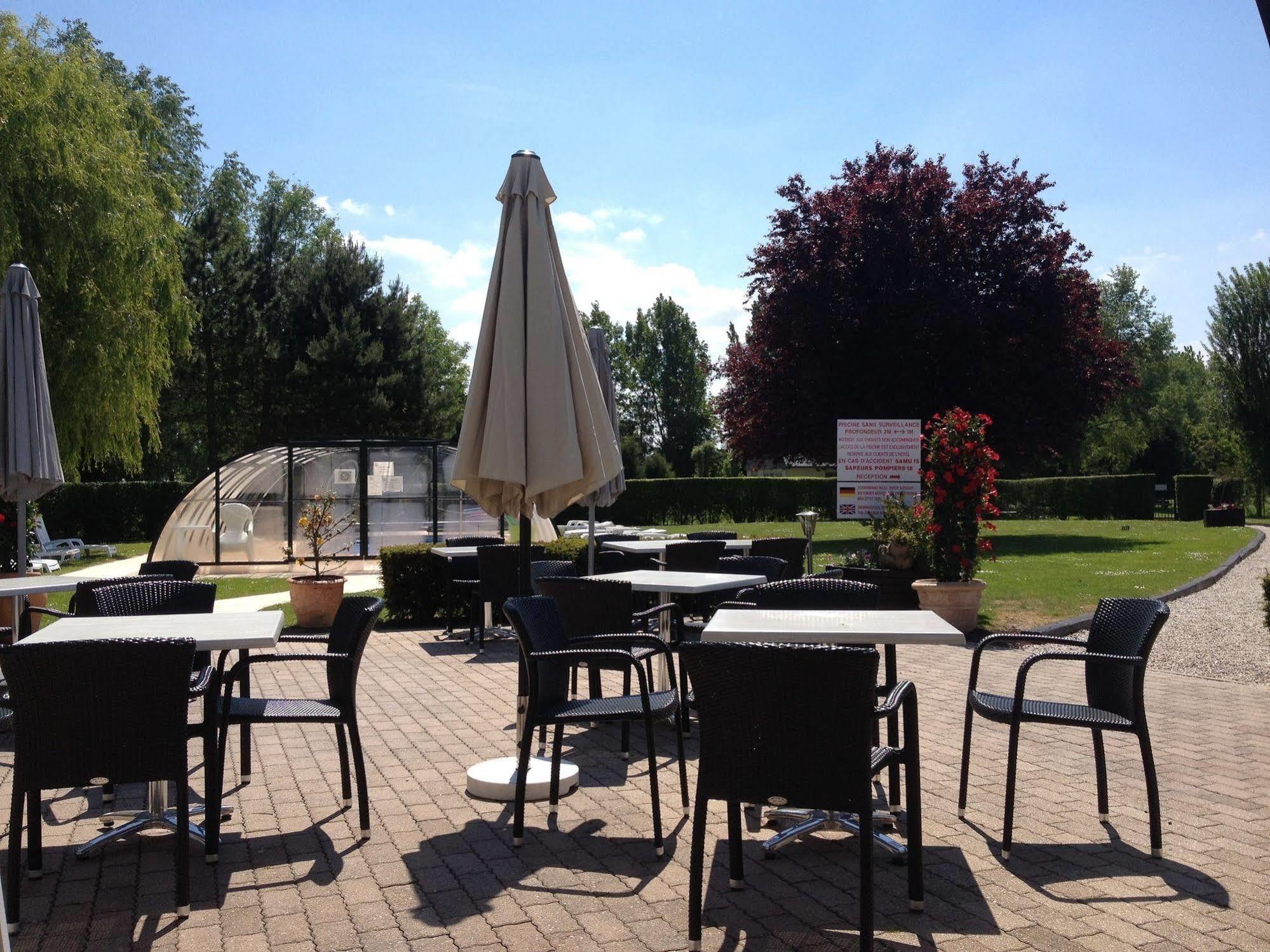 Hotel Du Golf Cabourg Exteriör bild
